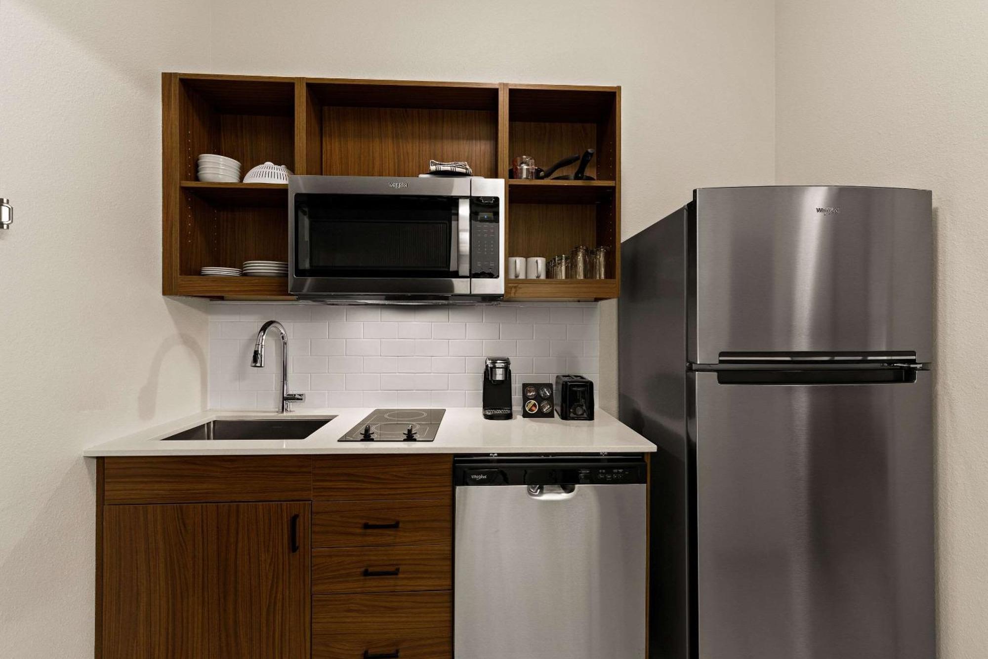 Everhome Suites El Paso Airport Near Fort Bliss Loma Terrace Екстер'єр фото