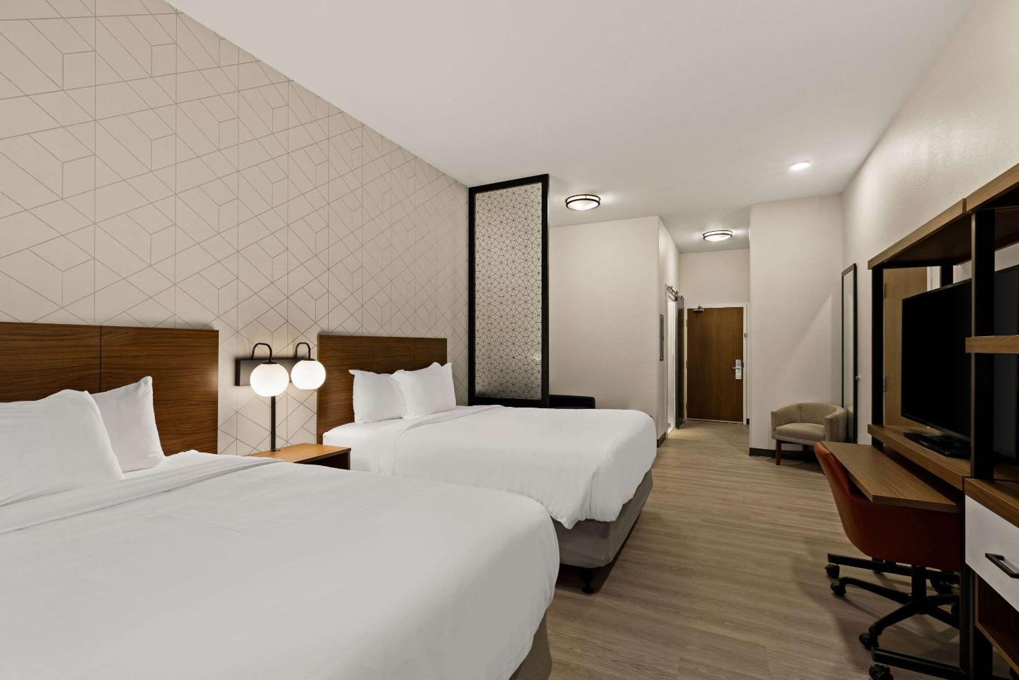 Everhome Suites El Paso Airport Near Fort Bliss Loma Terrace Екстер'єр фото