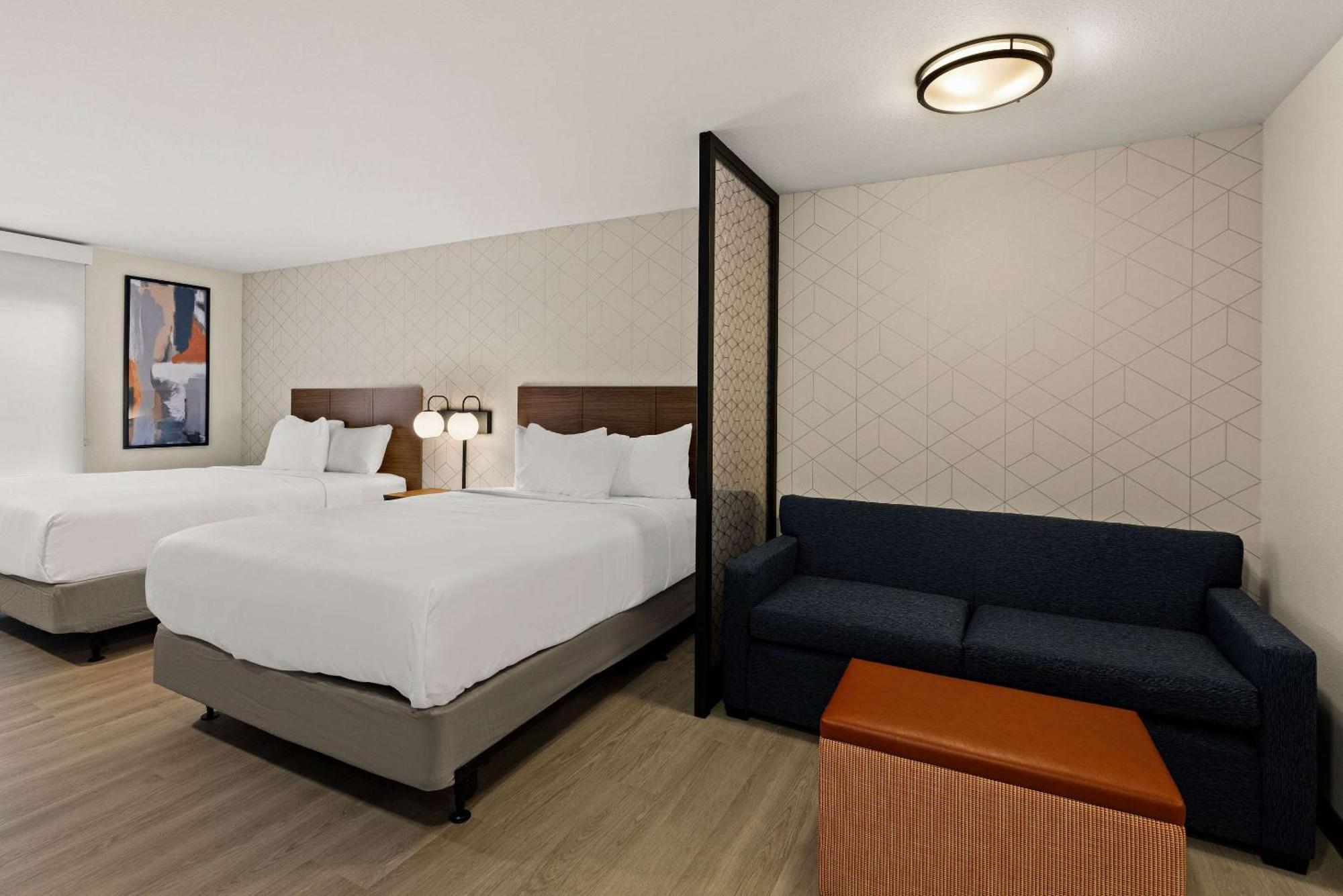 Everhome Suites El Paso Airport Near Fort Bliss Loma Terrace Екстер'єр фото