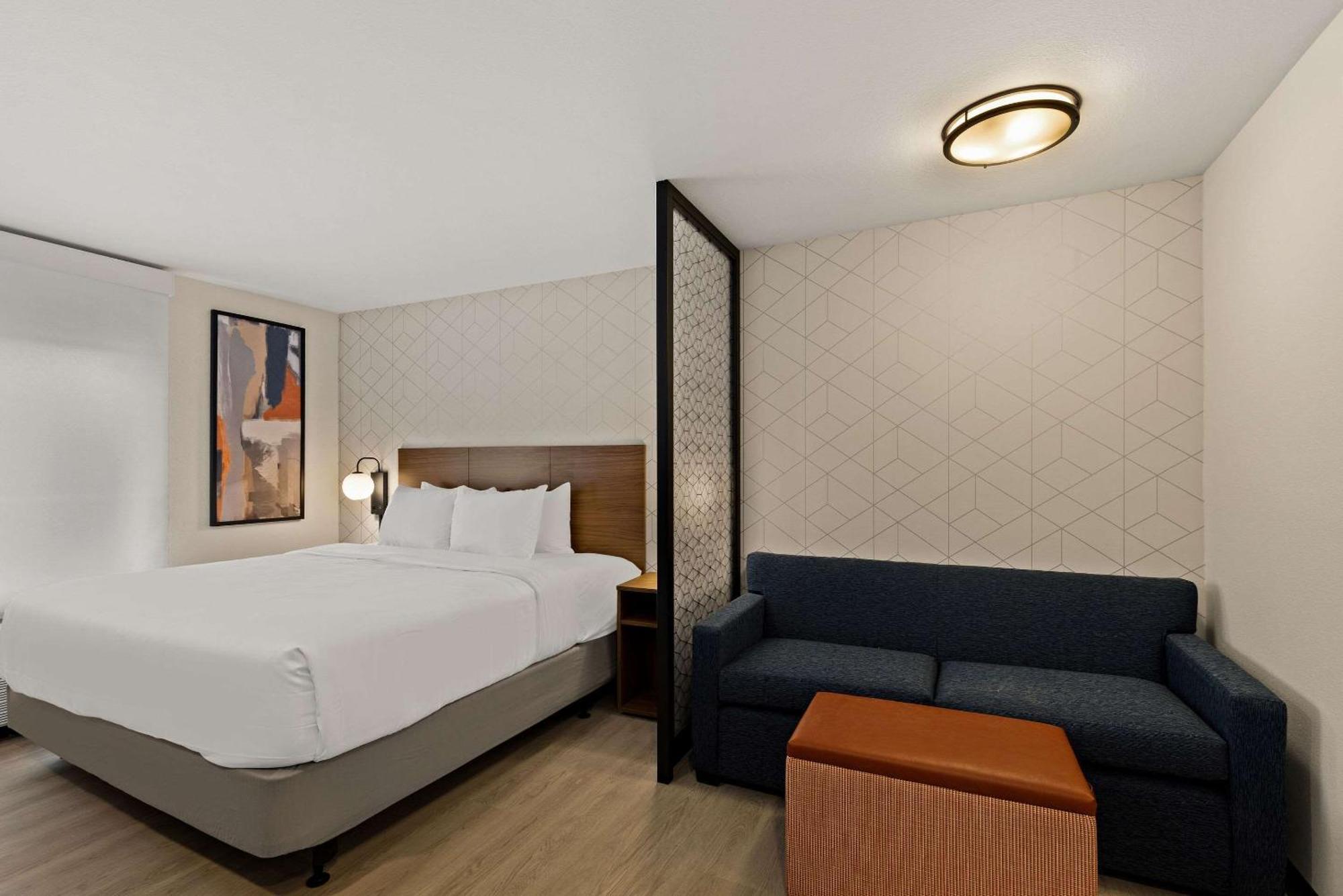 Everhome Suites El Paso Airport Near Fort Bliss Loma Terrace Екстер'єр фото